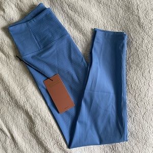 Girlfriend Collective Daydream RIB High-Rise Legging - SMALL